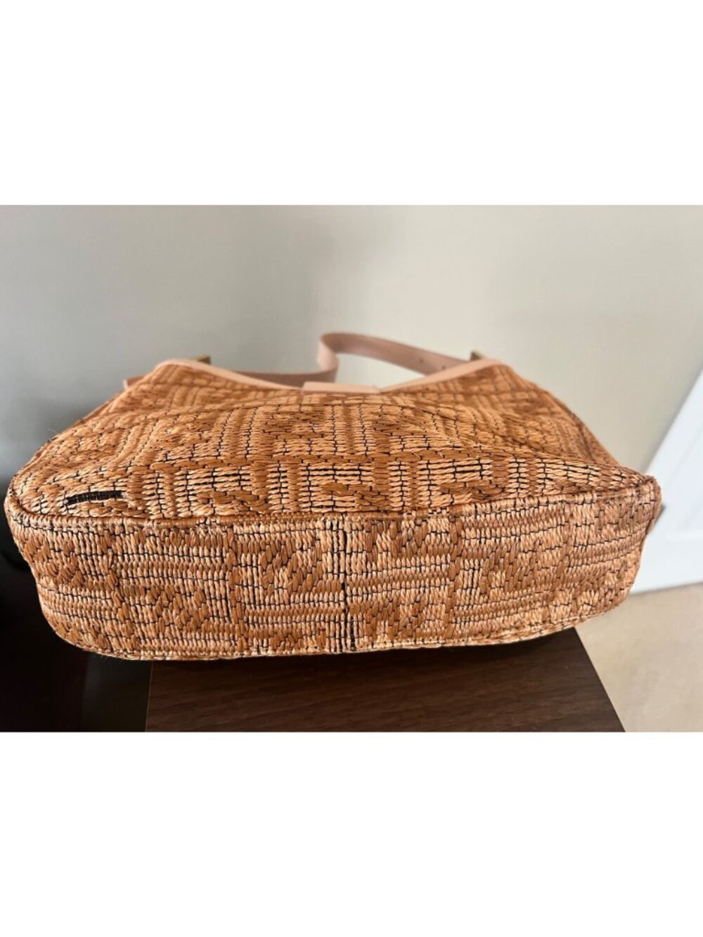 Fendi Raffia Baguette & Pale Pink Leather - Picture 7 of 16